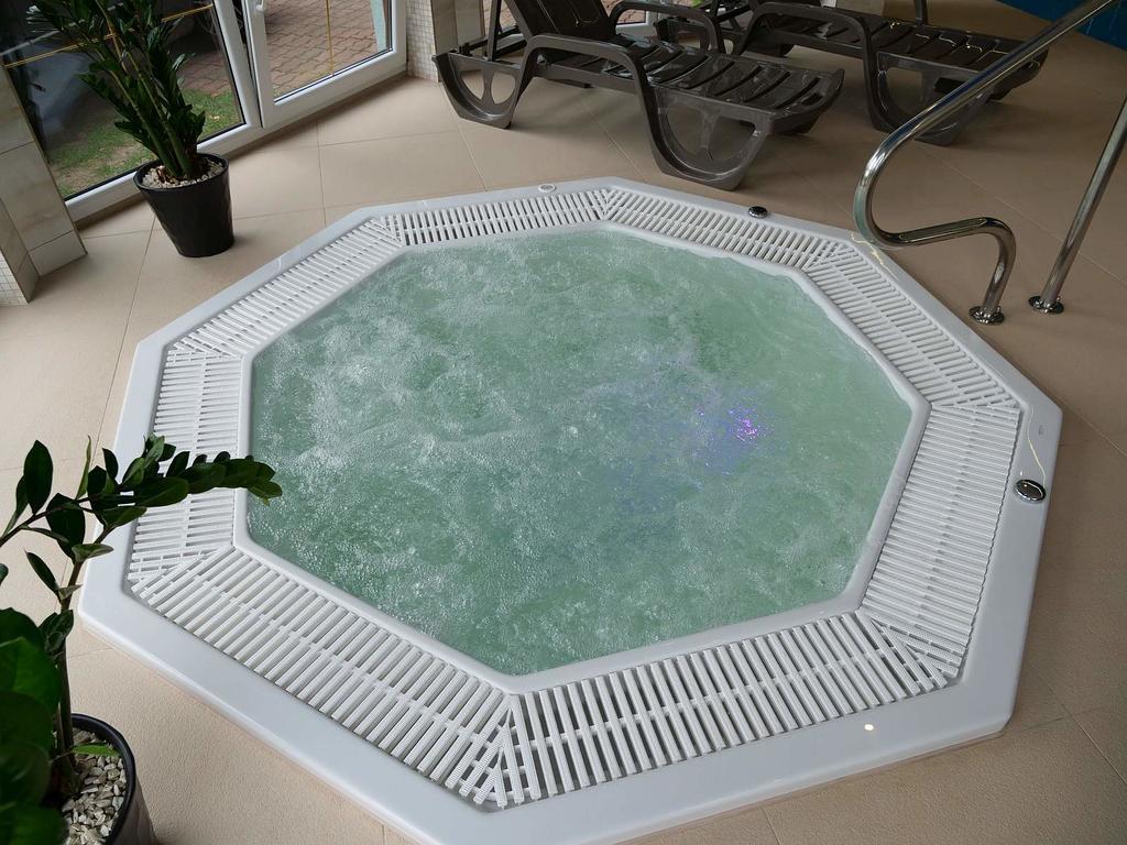 Pensjonat SPA u Tomasza Niechorze Kültér fotó
